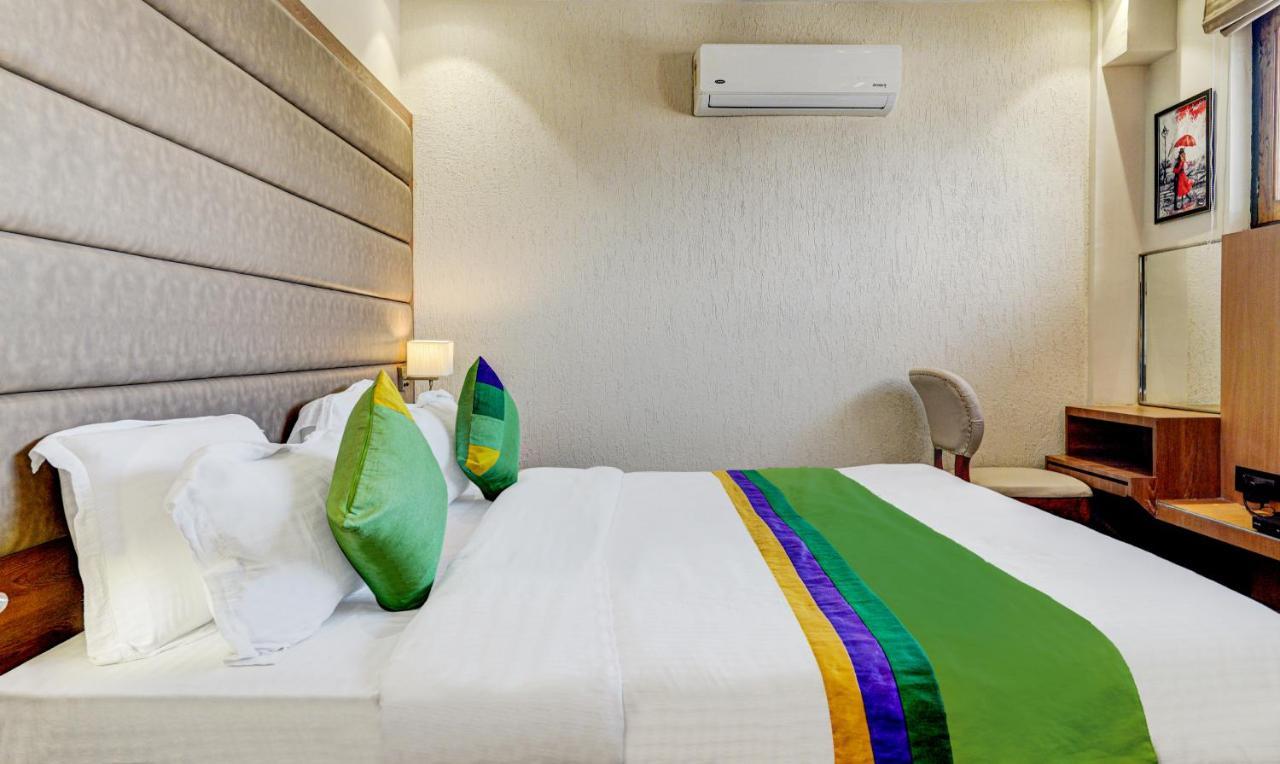 Hotel Sun Grand Dehradun Esterno foto